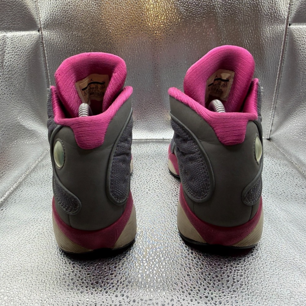 Size 6.5Y Jordan 13 Retro Cool Gray Fusion Pink (GS) Girls Sneakers 439358-029 - Picture 7 of 10